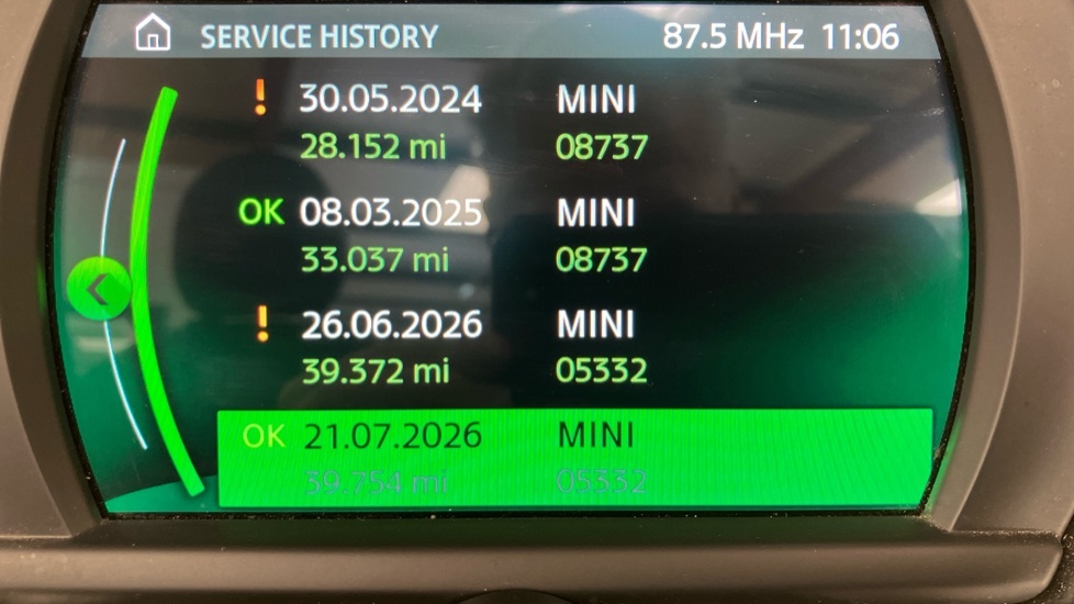 Mini Convertible 1.5 Cooper Classic Convertible Black #73