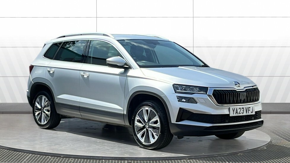 Skoda Karoq Se L YA23VFJ Silver