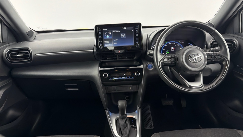 Toyota Yaris Cross Design MM24VWH White #6