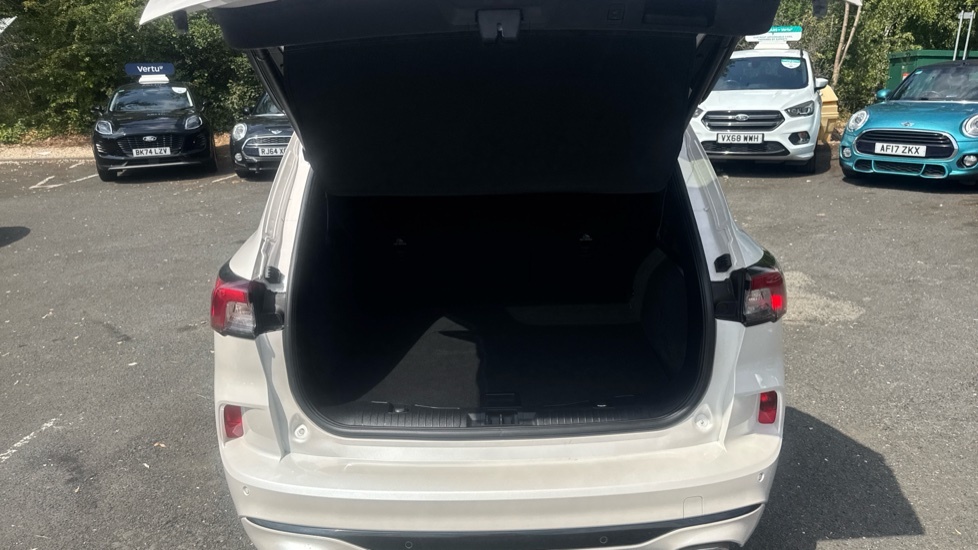 Ford Kuga St-line X Edition CV72ZWS White #4