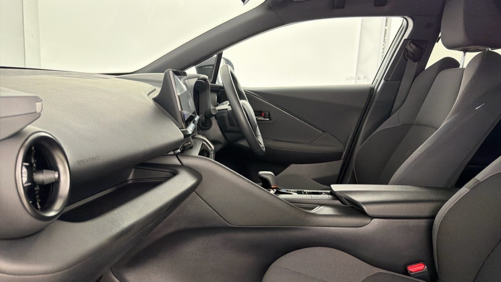 Toyota C-Hr Design FH24XTK Silver #5