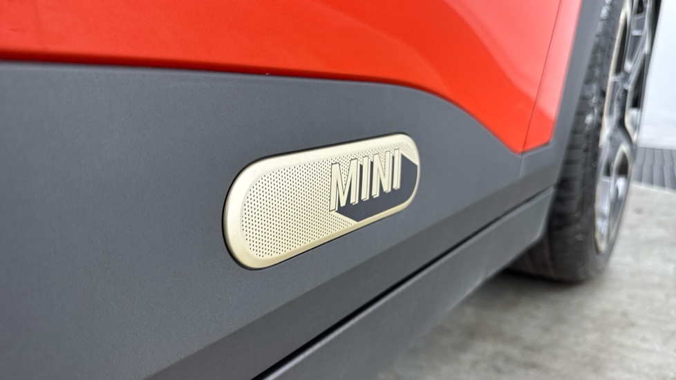 Mini Aceman E 42.5Kwh Classic Silver #27