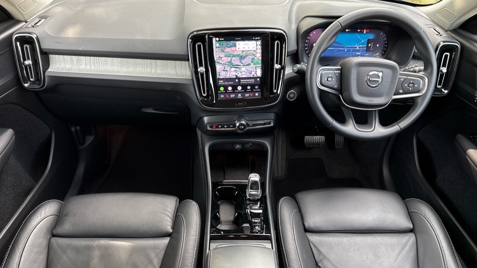 Volvo XC40 Plus Grey #5