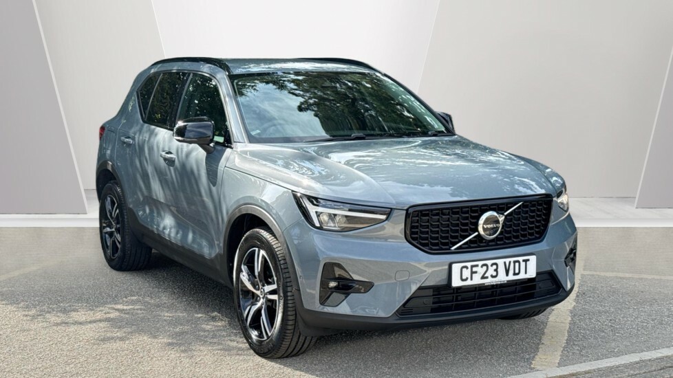 Volvo XC40 Plus Grey