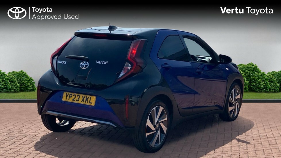 Toyota Aygo X Exclusive Blue #2