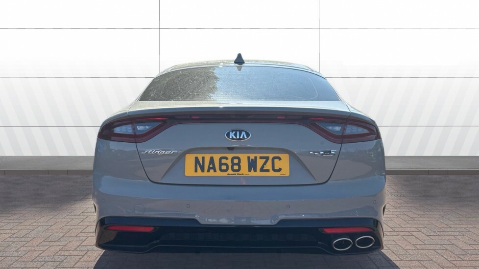 Kia Stinger Gt-line S Grey #6