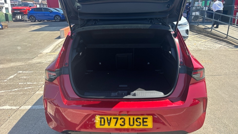 Vauxhall Astra Ultimate Red #4