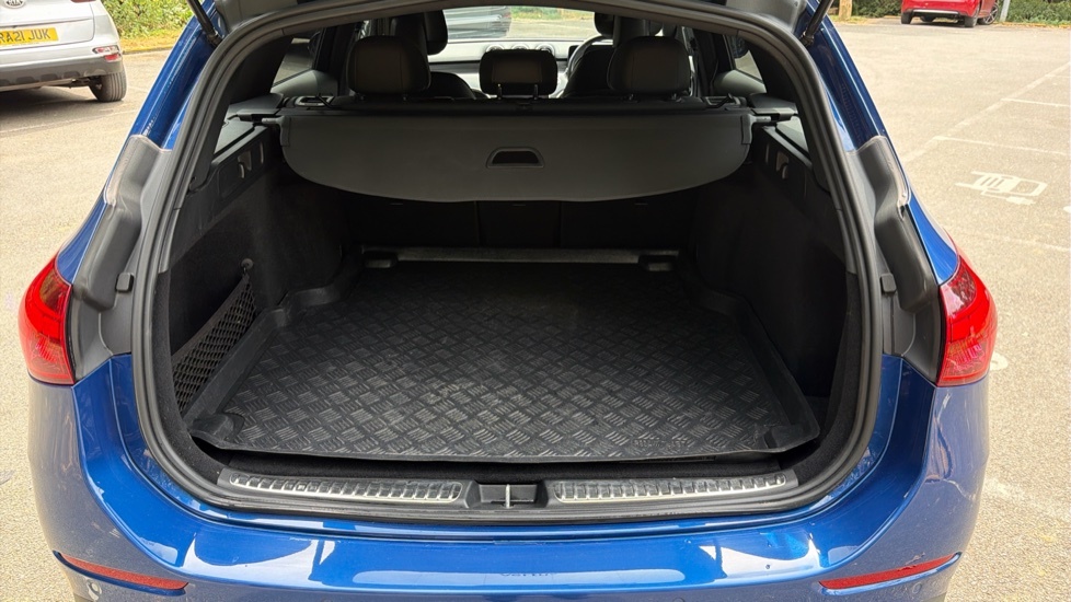 Mercedes-Benz C Class Amg Line YK72NFR Blue #4