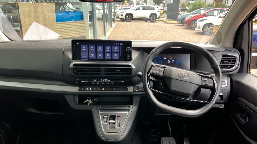 Toyota Proace Verso Design Black #6