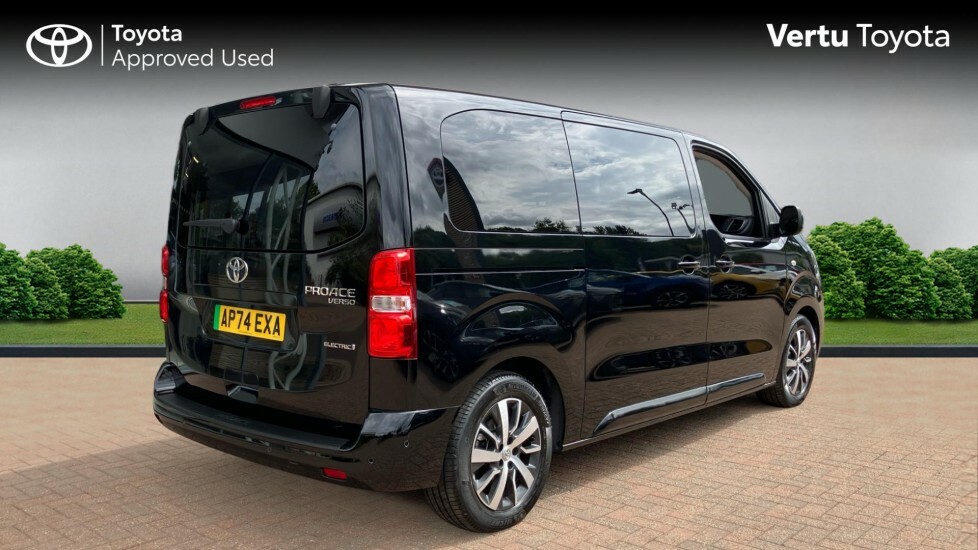 Toyota Proace Verso Design Black #2