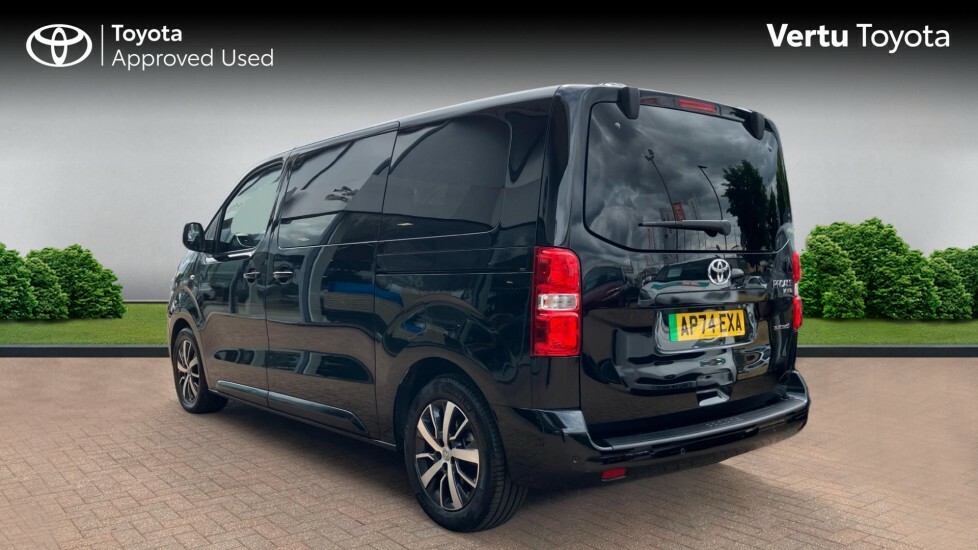 Toyota Proace Verso Design Black #4