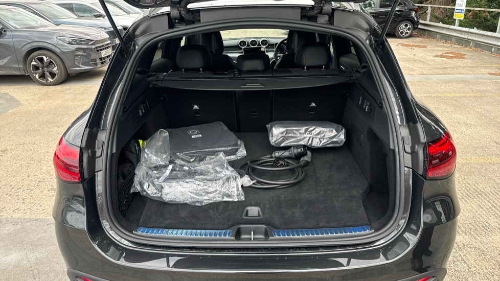 Mercedes-Benz GLC Class Glc 300 Amg Line Prem E Silver #4