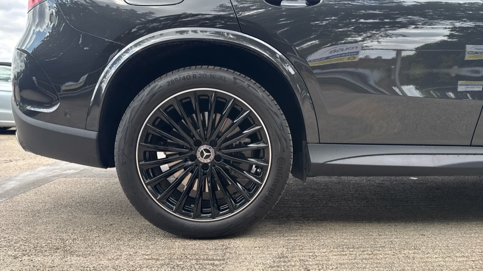Mercedes-Benz GLC Class Glc 300 Amg Line Prem E Silver #7