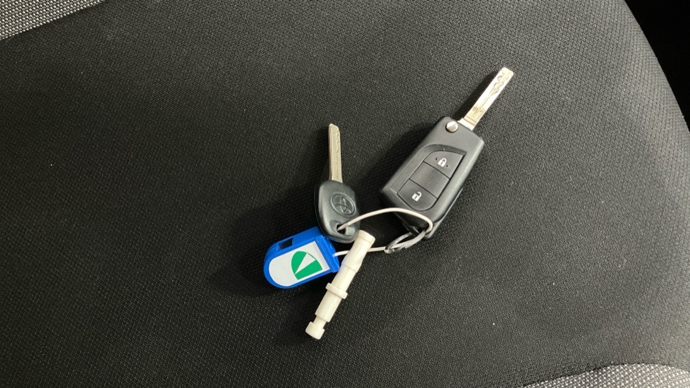 Toyota Aygo X X-press Grey #19