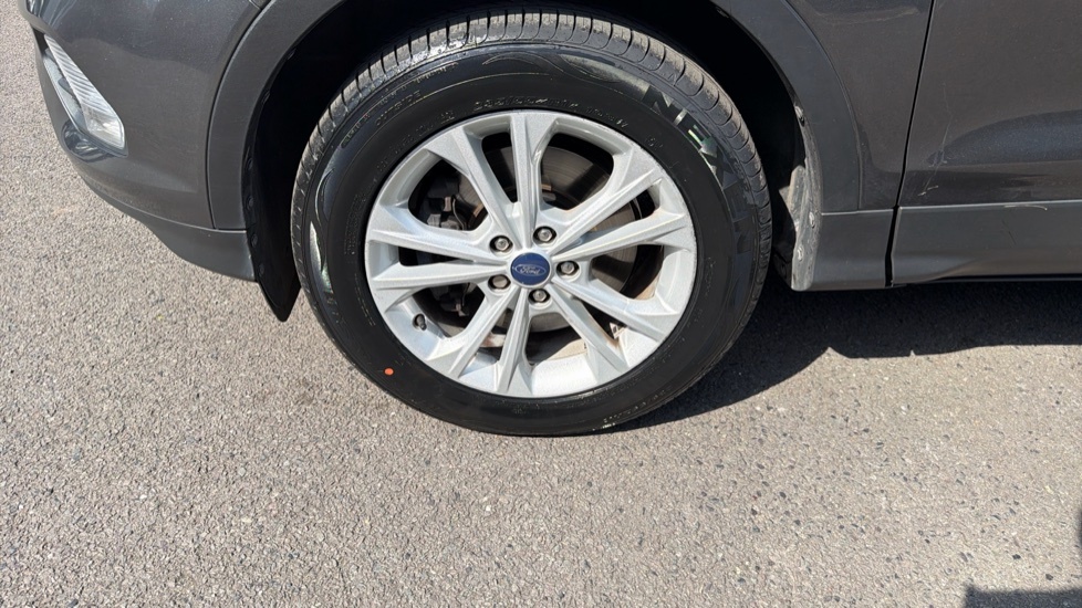 Ford Kuga 1.5 St-line X 148 Bhp Blue #31