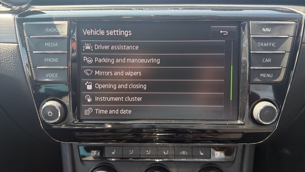 Skoda Superb 2.0 Tdi Cr Se Technology Dsg Grey #31