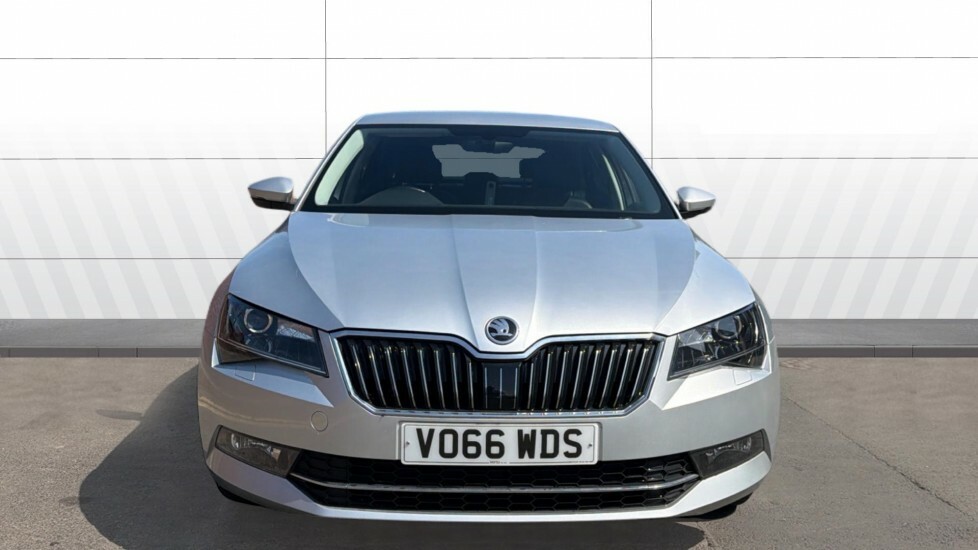 Skoda Superb Se L Executive Silver #3