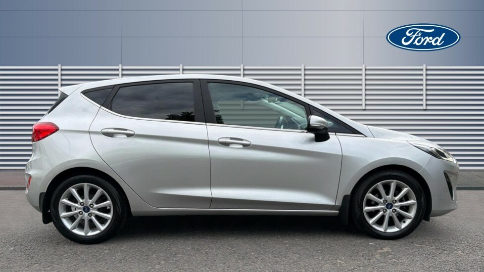 Ford Fiesta Titanium Silver #5