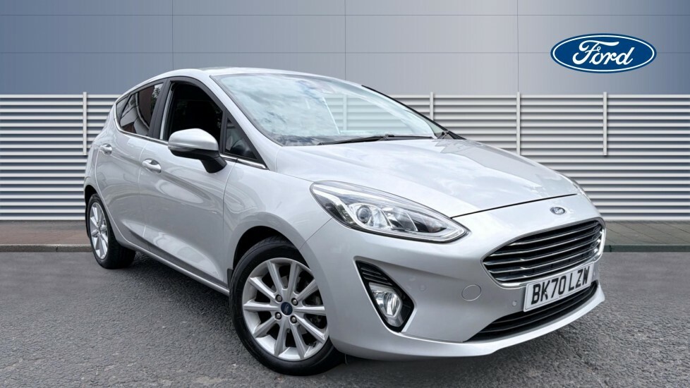 Ford Fiesta Titanium Silver