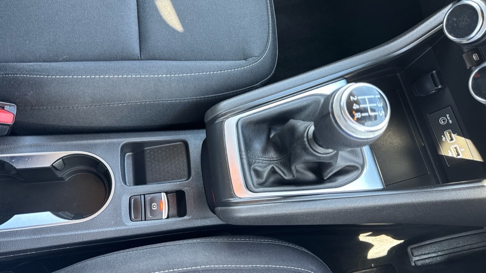 Renault Captur Renault Captur 1.3 Tce 130 Iconic Black #30