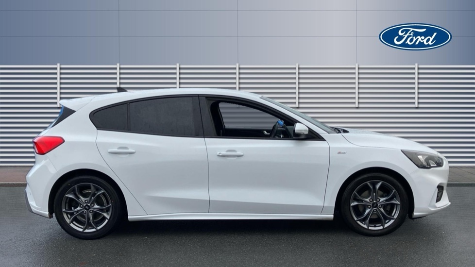 Ford Focus St-line Edition White #5