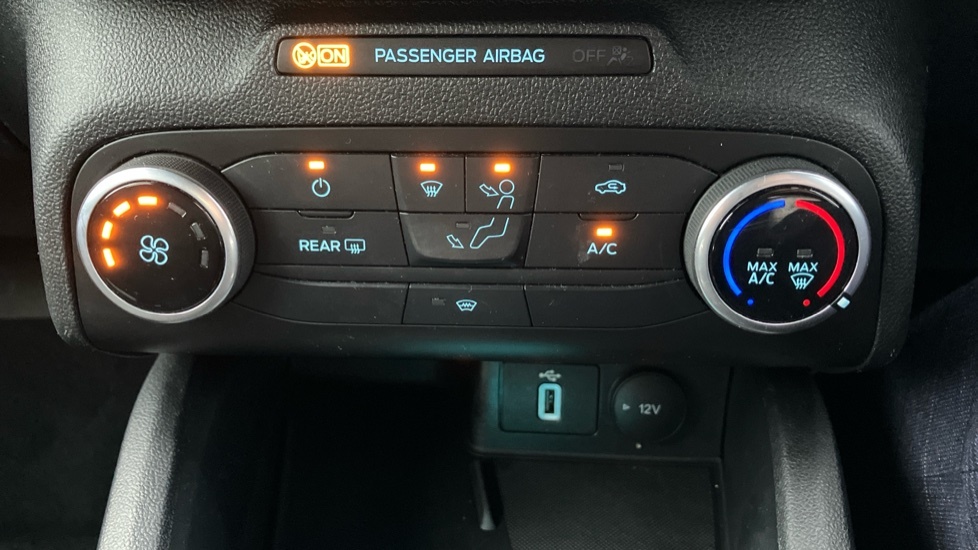 Ford Focus 1.0 Ecoboost 125 St-line 2020 Grey #25