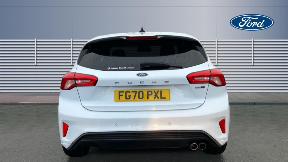 Ford Focus St-line Edition White #6