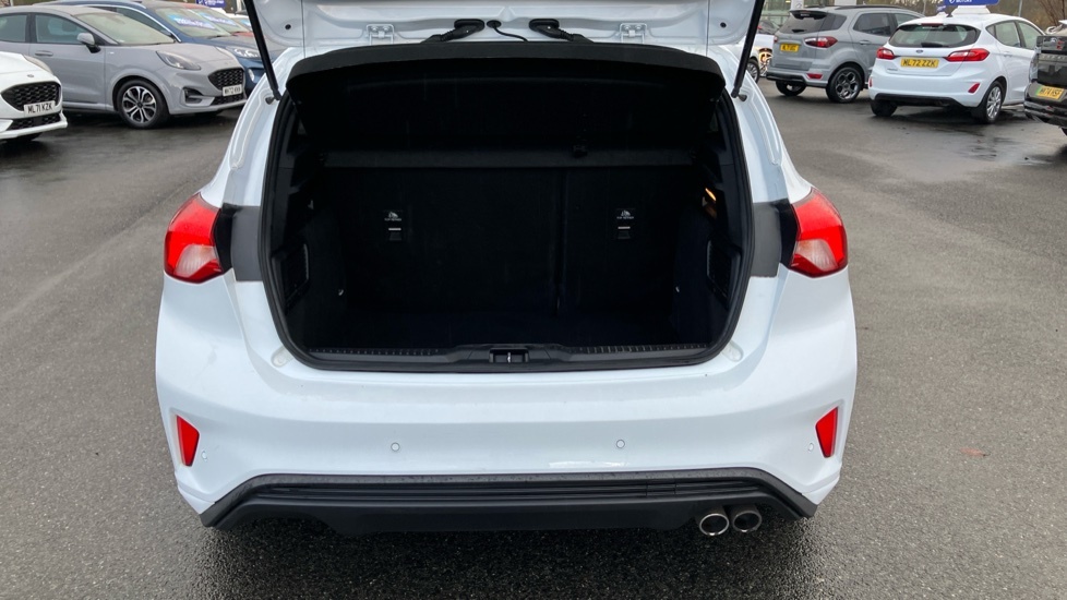 Ford Focus St-line Edition White #4