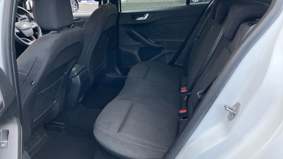 Ford Focus 1.0 Ecoboost 125 St-line 2020 Grey #16