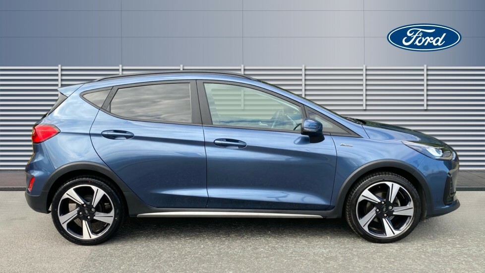 Ford Fiesta Active Blue #5