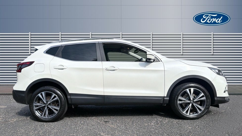 Nissan Qashqai N-connecta DV69EYA White #5