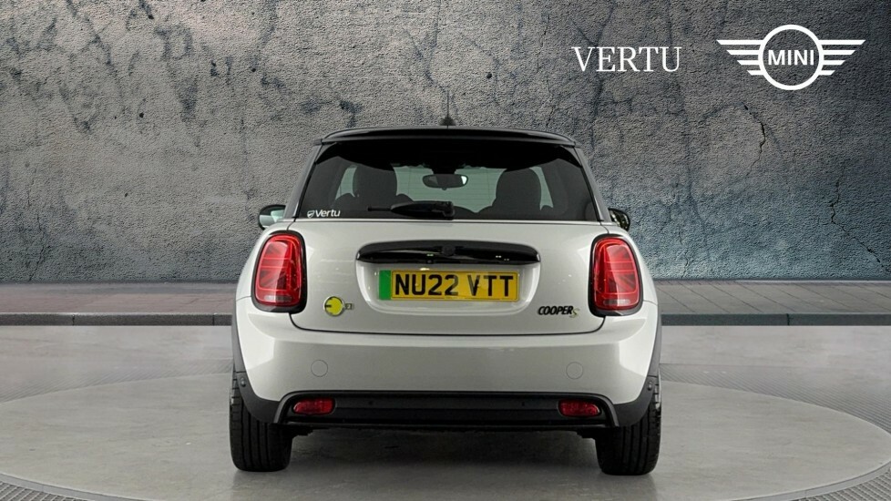 Mini Hatch F55 Mini 5-Door Hatch Cooper Exclusive Lci II Green #15