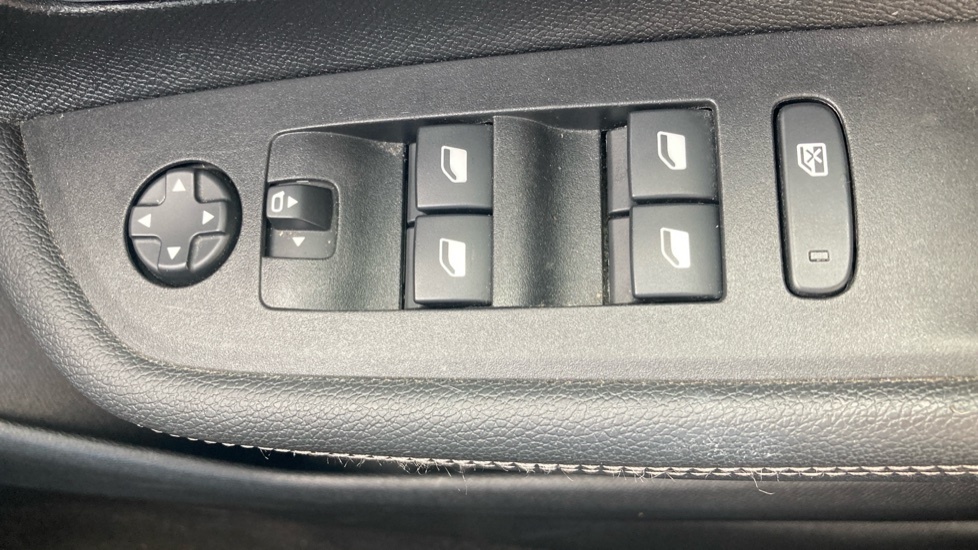 Vauxhall Mokka Elite Premium Red #27