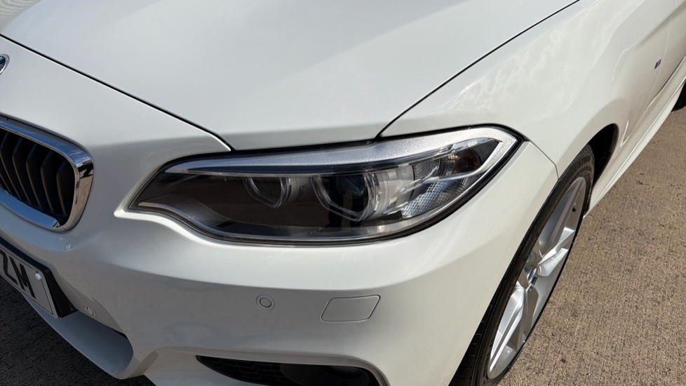 BMW 2 Series 218D Sport White #22
