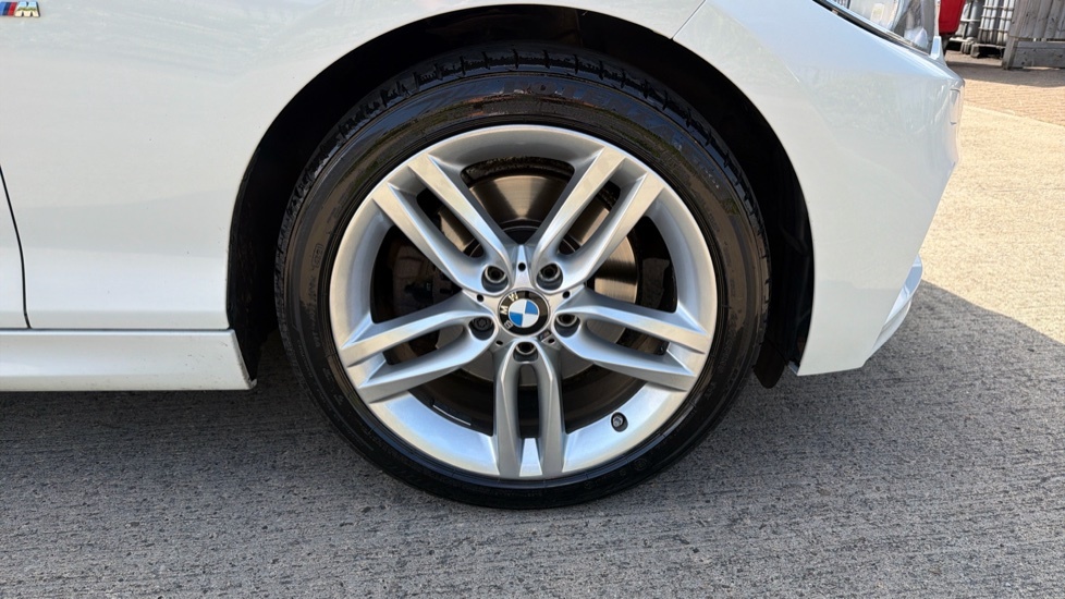 BMW 2 Series 218D Sport White #26