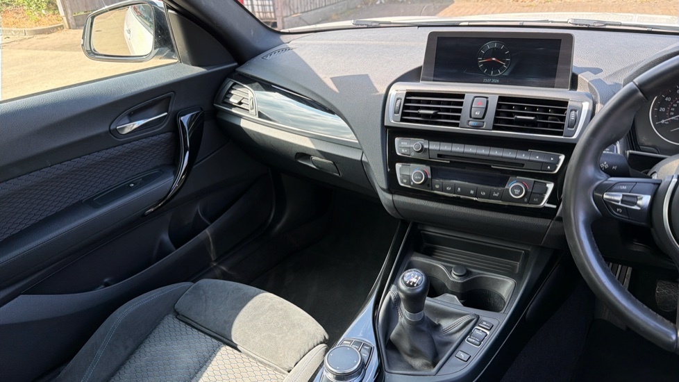 BMW 2 Series 218D Sport White #14