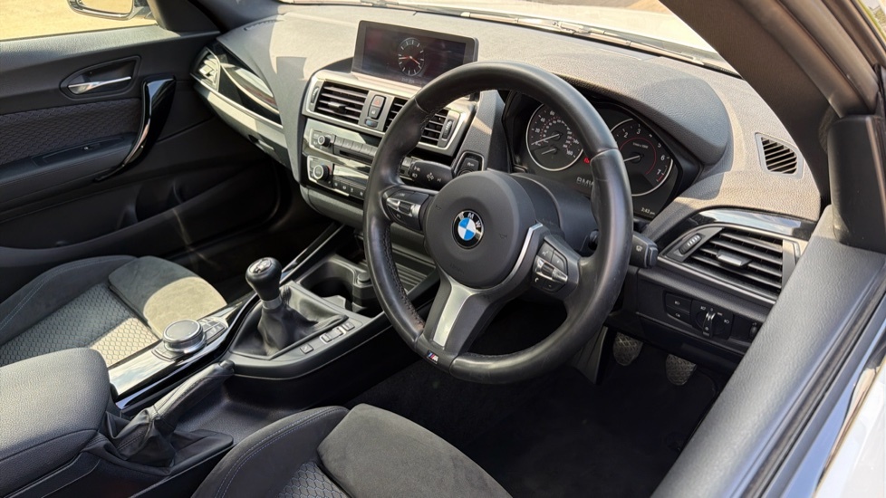 BMW 2 Series 218D Sport White #11