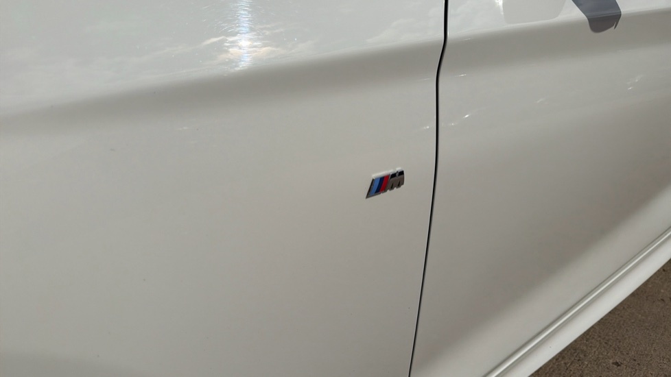 BMW 2 Series 218D Sport White #24