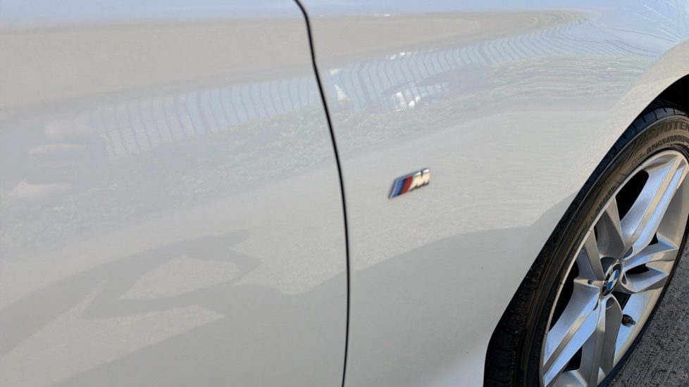 BMW 2 Series 218D Sport White #30