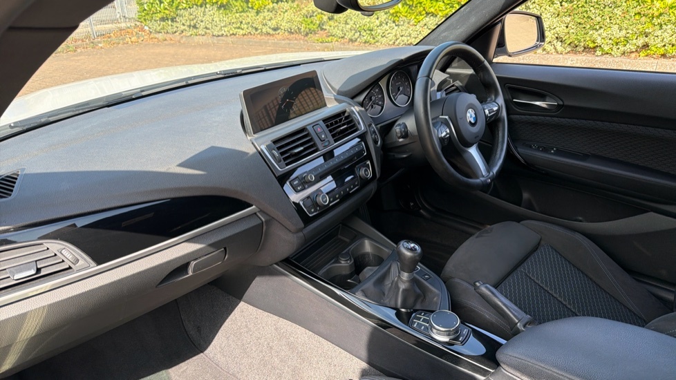 BMW 2 Series 218D Sport White #9