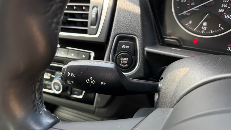 BMW 2 Series 218D Sport White #36