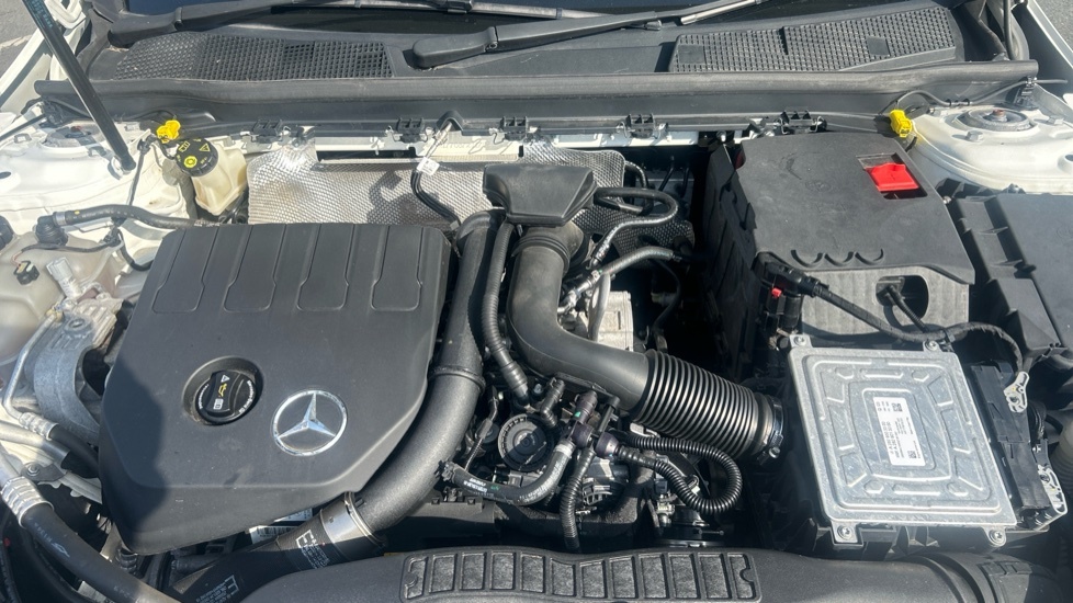 Mercedes-Benz A Class A200 Amg Line White #12