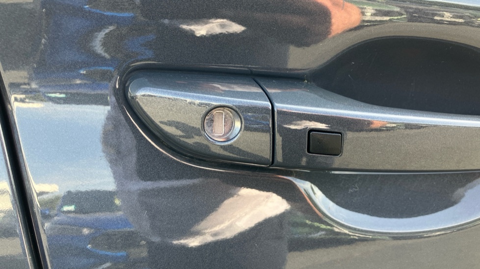 Hyundai Kona Hatchback Grey #40