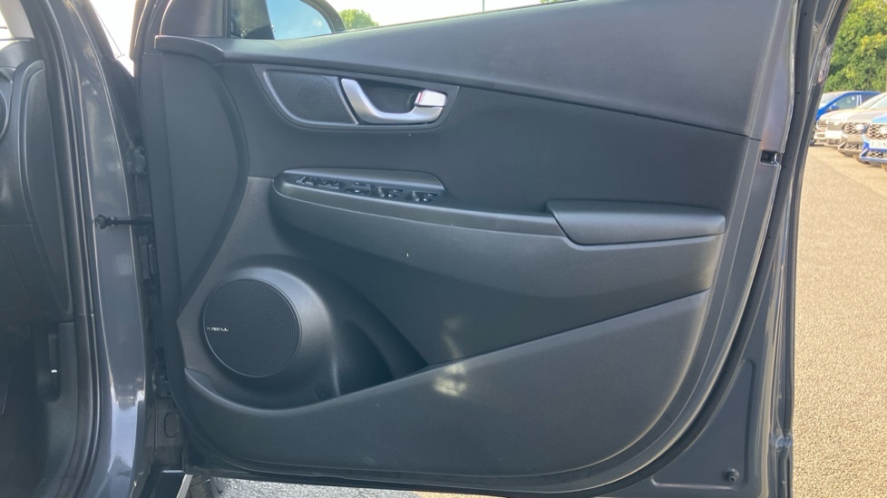Hyundai Kona Hatchback Grey #41