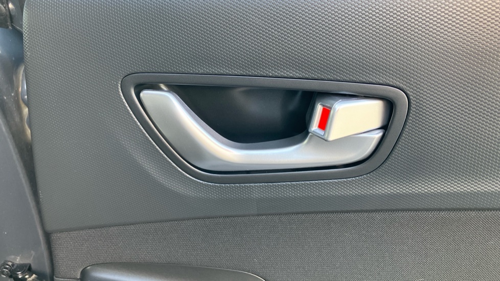 Hyundai Kona Hatchback Grey #34
