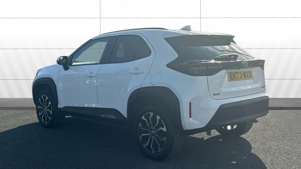 Toyota Yaris Cross Design EK73WXD White #2