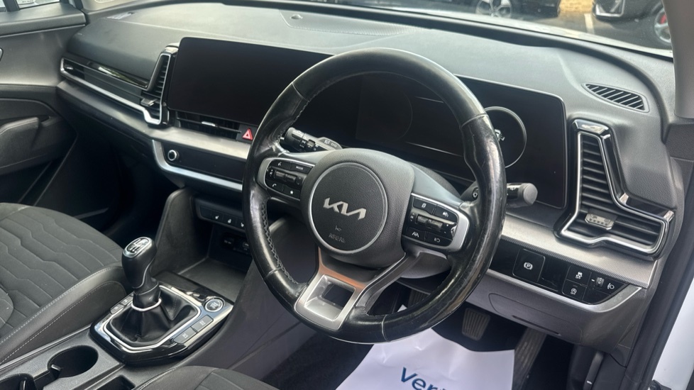Kia Sportage 3 White #11