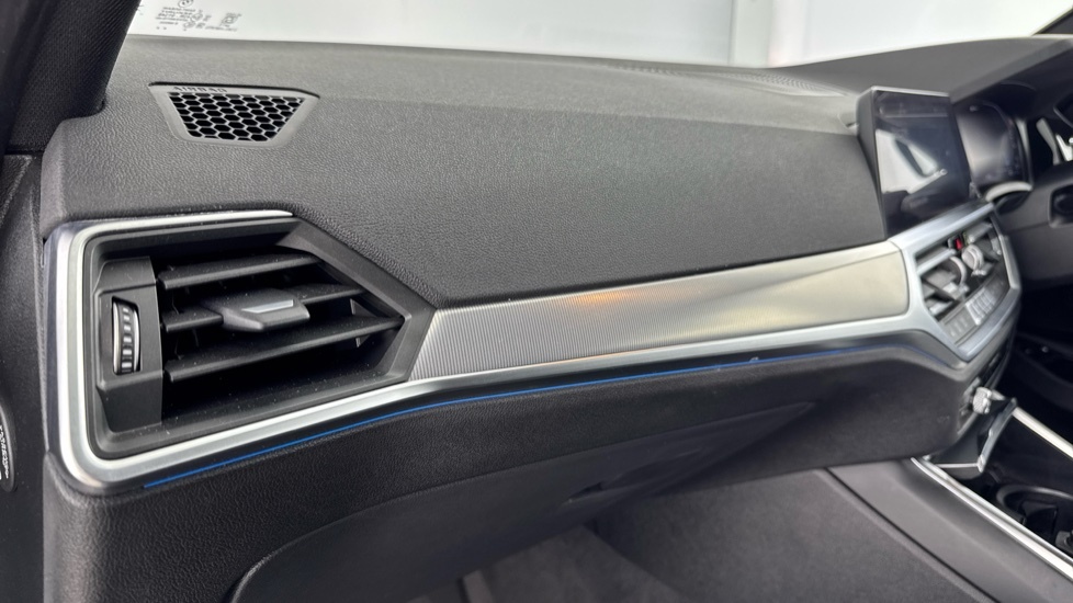 BMW 3 Series 320D M Sport Black #33