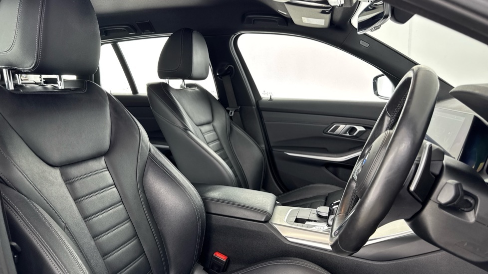 BMW 3 Series 320D M Sport Black #11