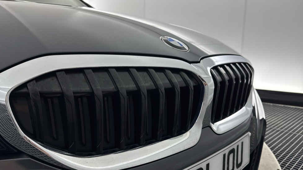 BMW 3 Series 320D M Sport Black #31